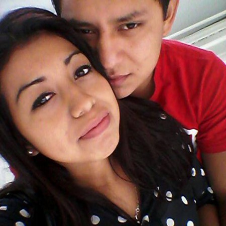 Tu eres la guapa perfecta en esta bonita pareja <3